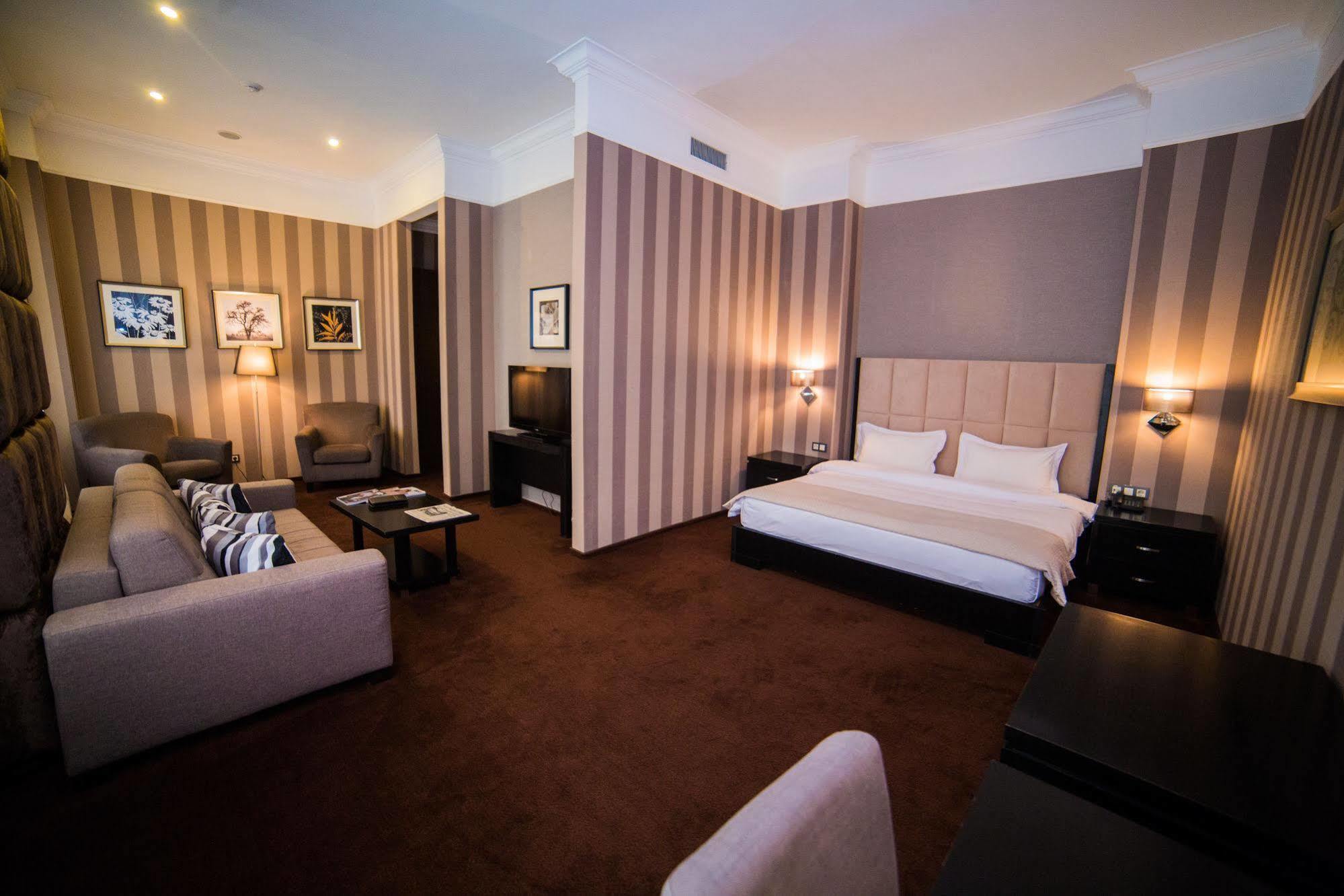 Jelsomino Boutique Hotel Astana Ngoại thất bức ảnh